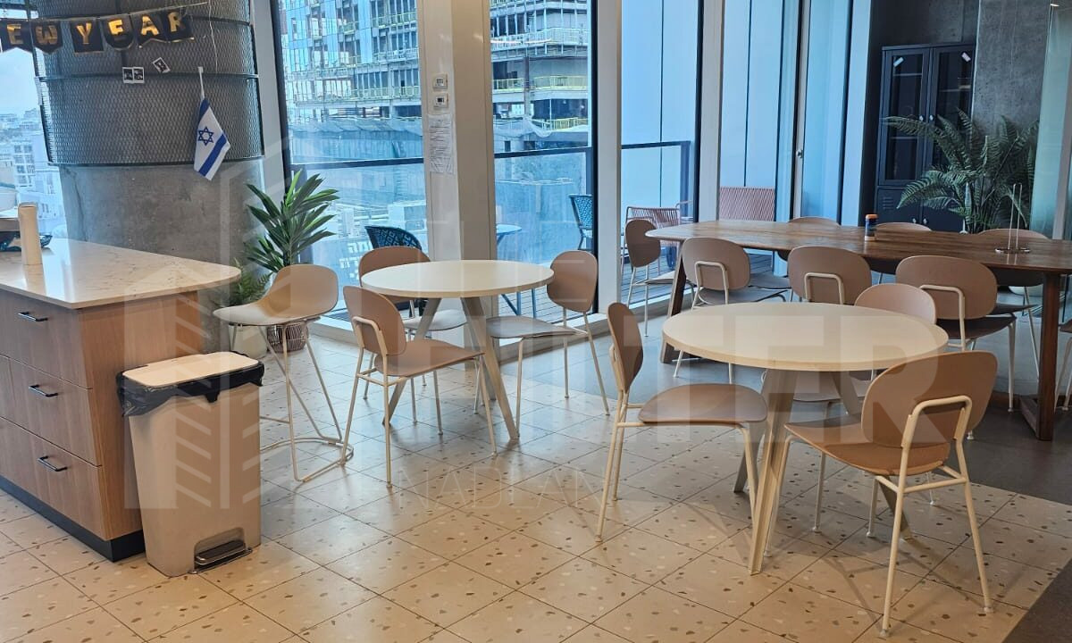 משרדים להשכרה במגדל אקרו בתל אביב6